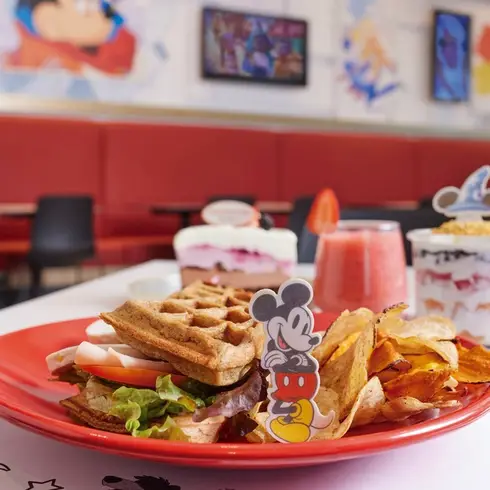 disney-animation-cafe-5