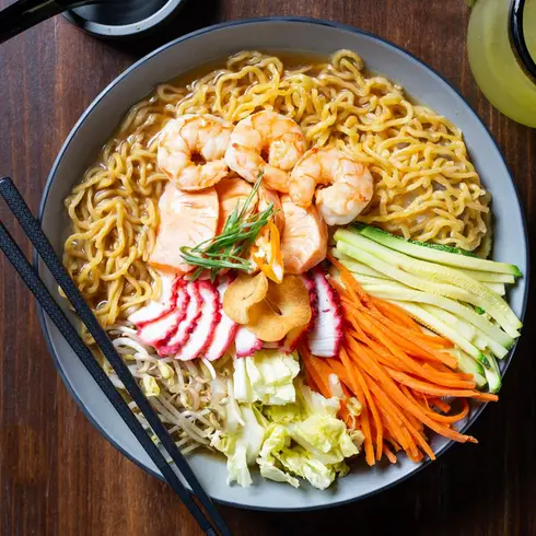 restaurante-urban-sushi-wok-ramen-polanco-reserva-reservandonos--(2) (2)