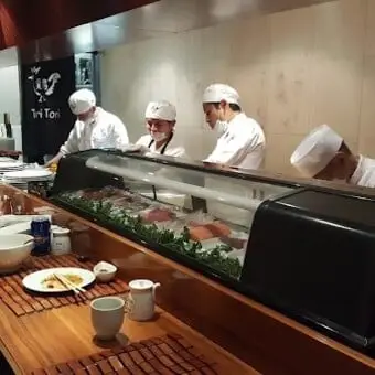 Restaurante-Tori-Tori-Anatole-France-con-Reservandonos-2