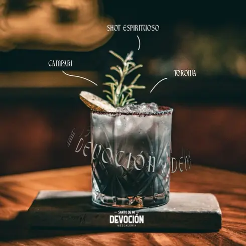 mezcaleria-santo-de-mi-devocion-oaxaca-reserva-reservandonos-8