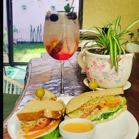 restaurante-saseny-cafeteria-san-luis-reserva-reservandonos-11