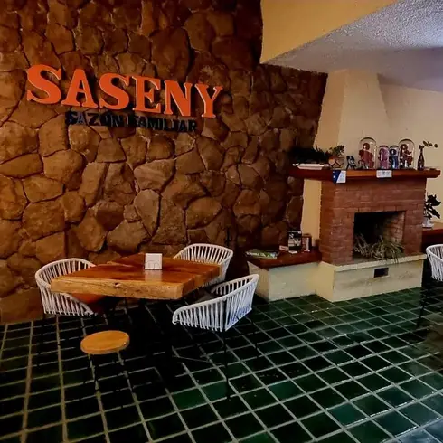 restaurante-saseny-cafeteria-san-luis-reserva-reservandonos-4