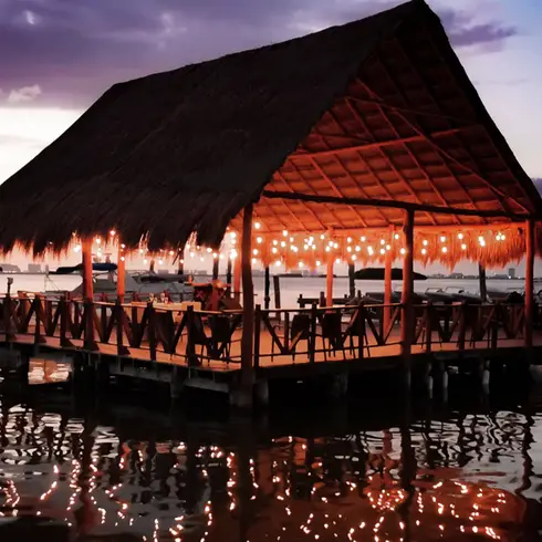 restaurante-crab-house-cancun-reserva-reservandonos-2 (1)